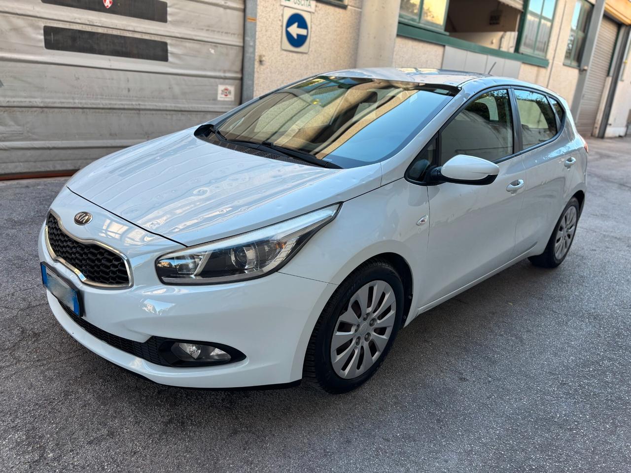 Kia Ceed cee'd 1.4 CRDi OK NEOPATENTATI GRANDINATA