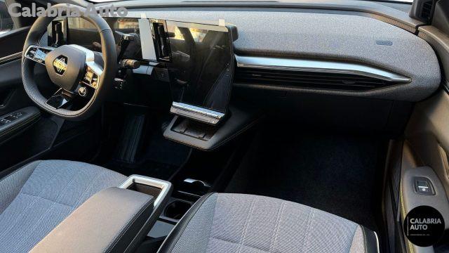 RENAULT Mégane Grand Coupé Mégane E-Tech Electric 220 CV Comfort Range AC7 Te