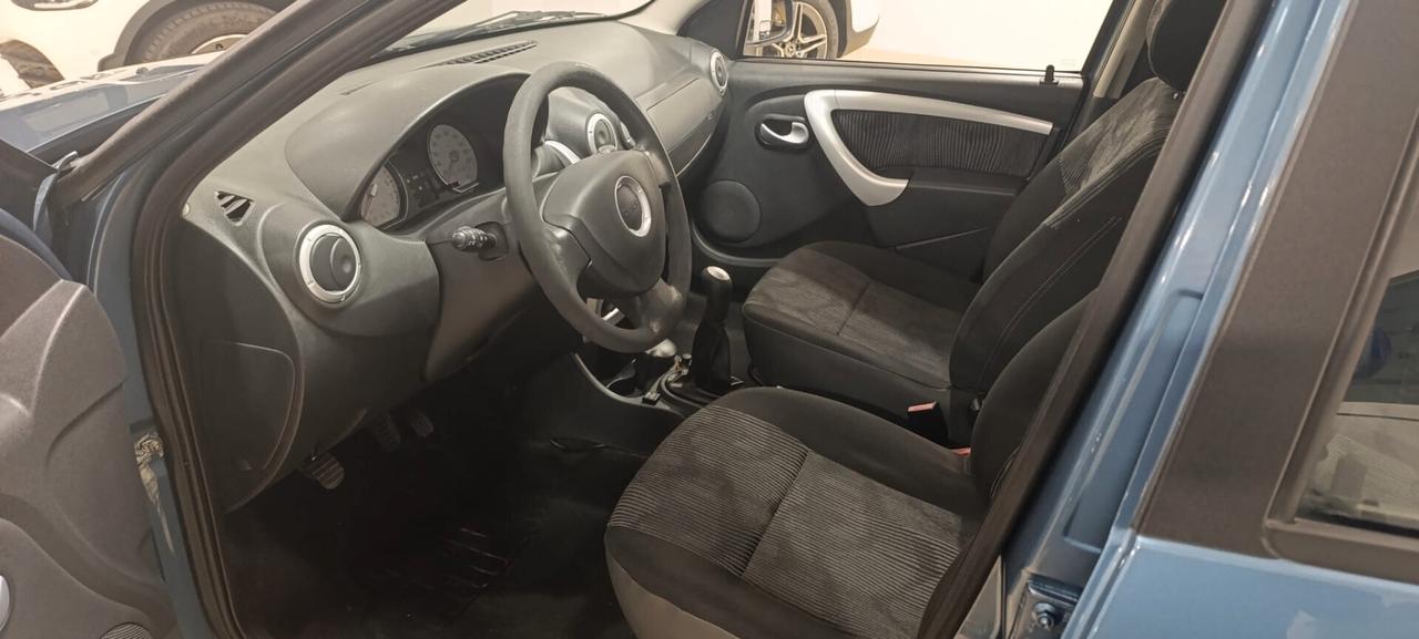 Dacia Sandero 1.4 8V GPL Ambiance