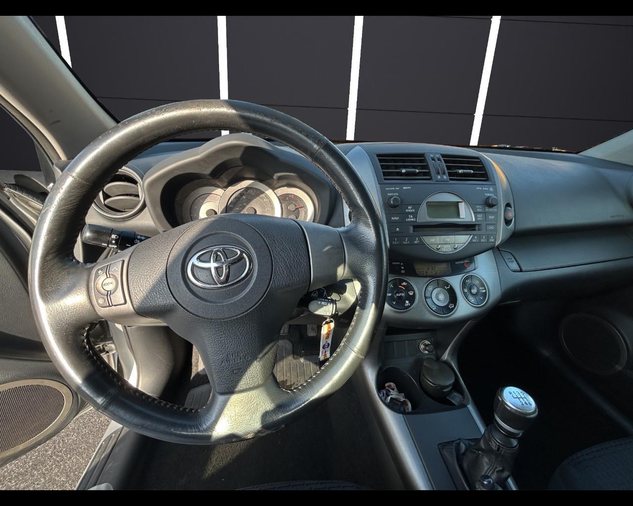 TOYOTA RAV4 3ª serie - RAV4 2.2 D-4D 136 CV