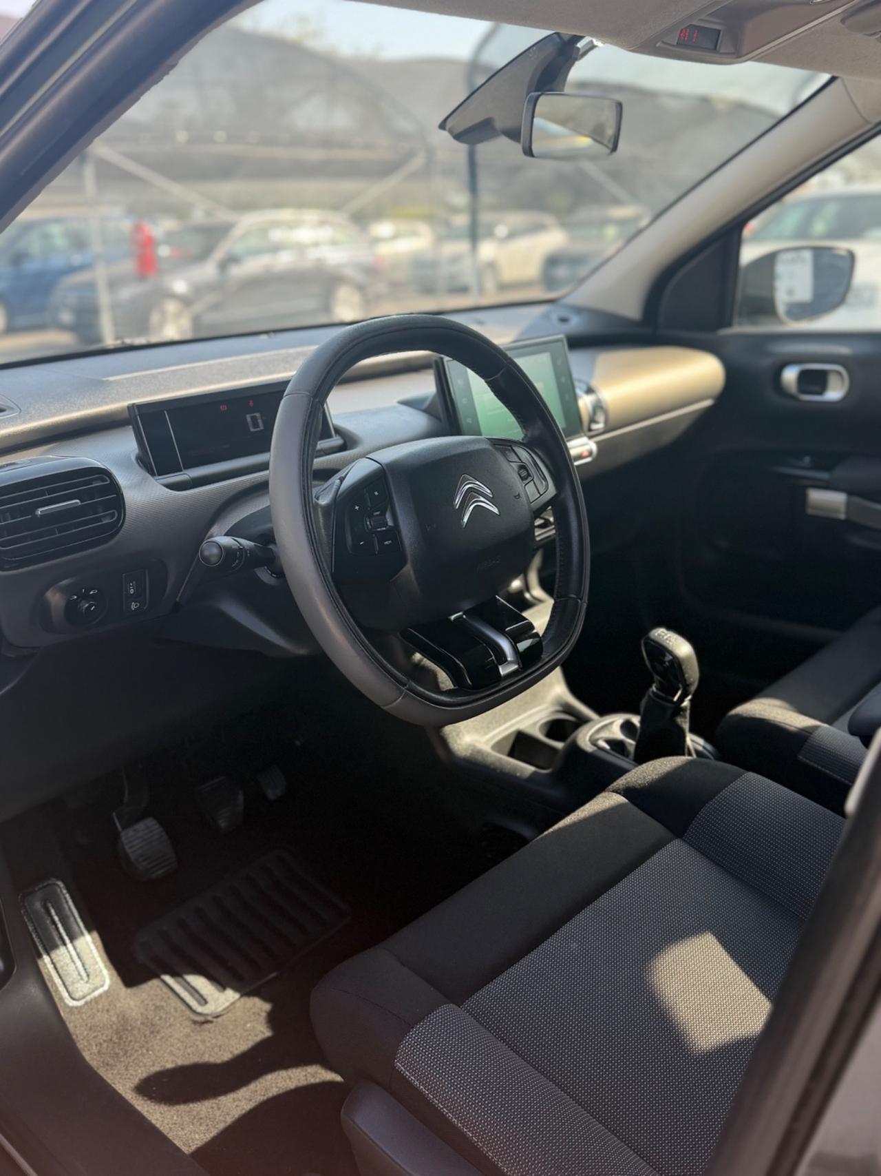 Citroen C4 Cactus BlueHDi 100 Shine