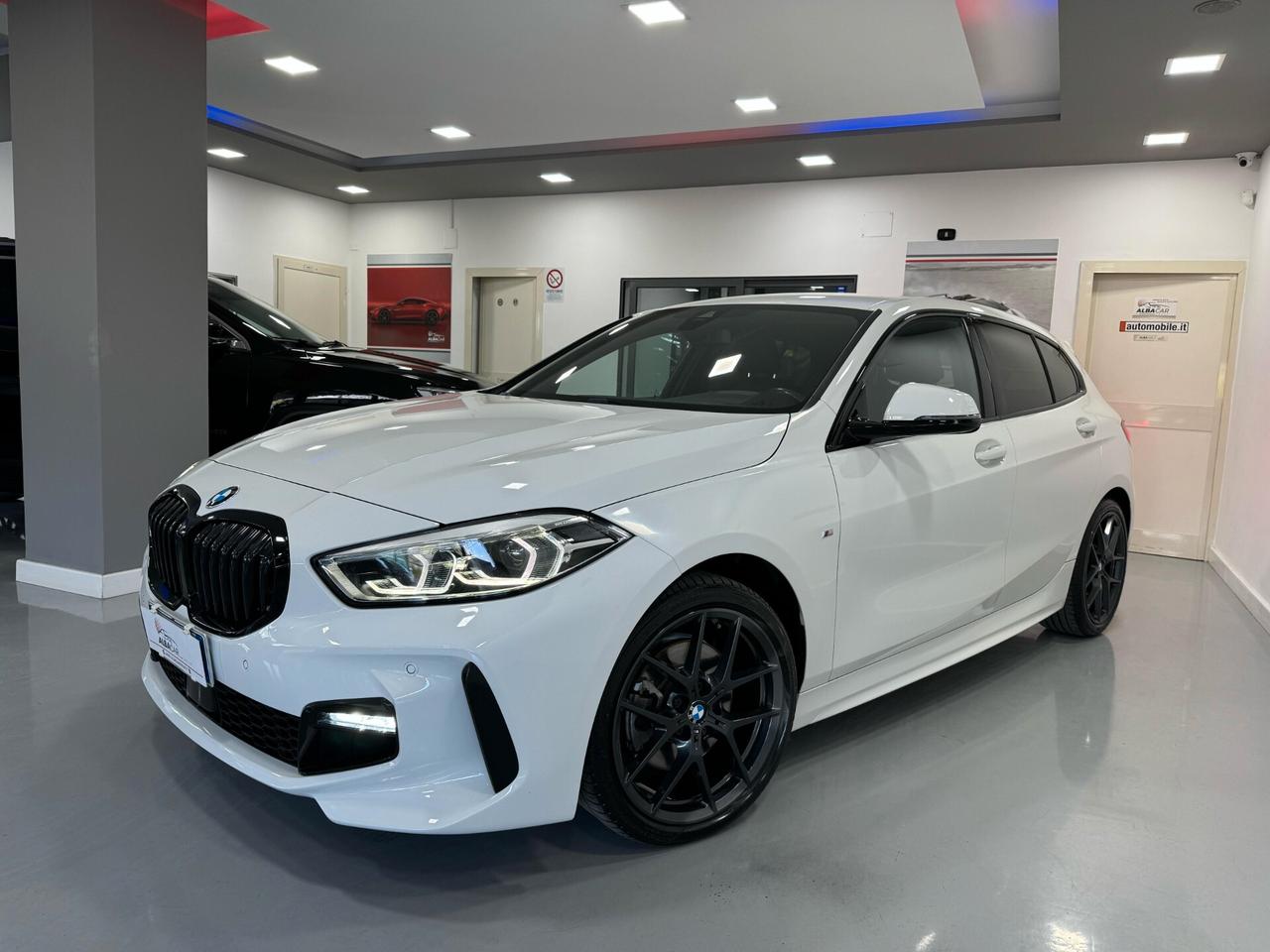 Bmw 116 116d 5p. Msport