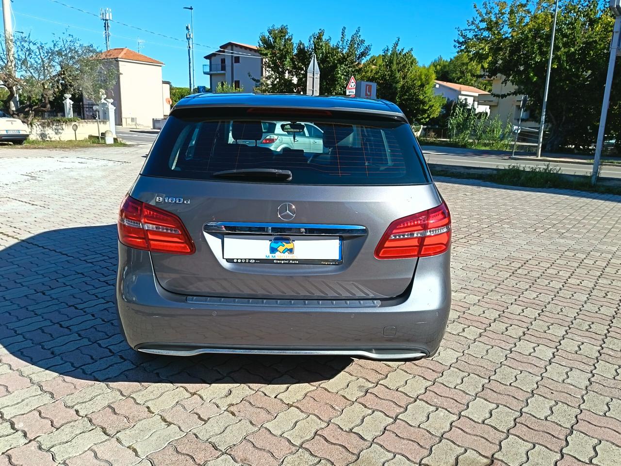 Mercedes-benz B 180 d Premium