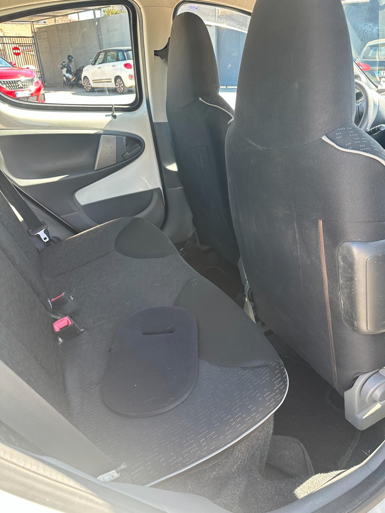Peugeot 107 1.0 68CV 5p. Allure