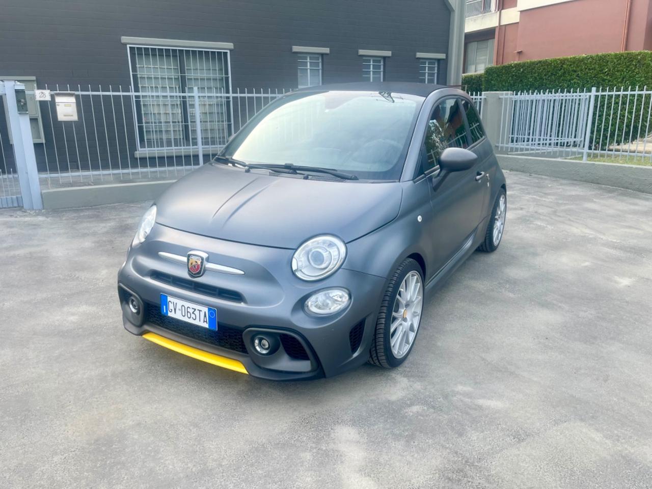 Abarth 595 C 1.4 Turbo T-Jet 180 CV Competizione