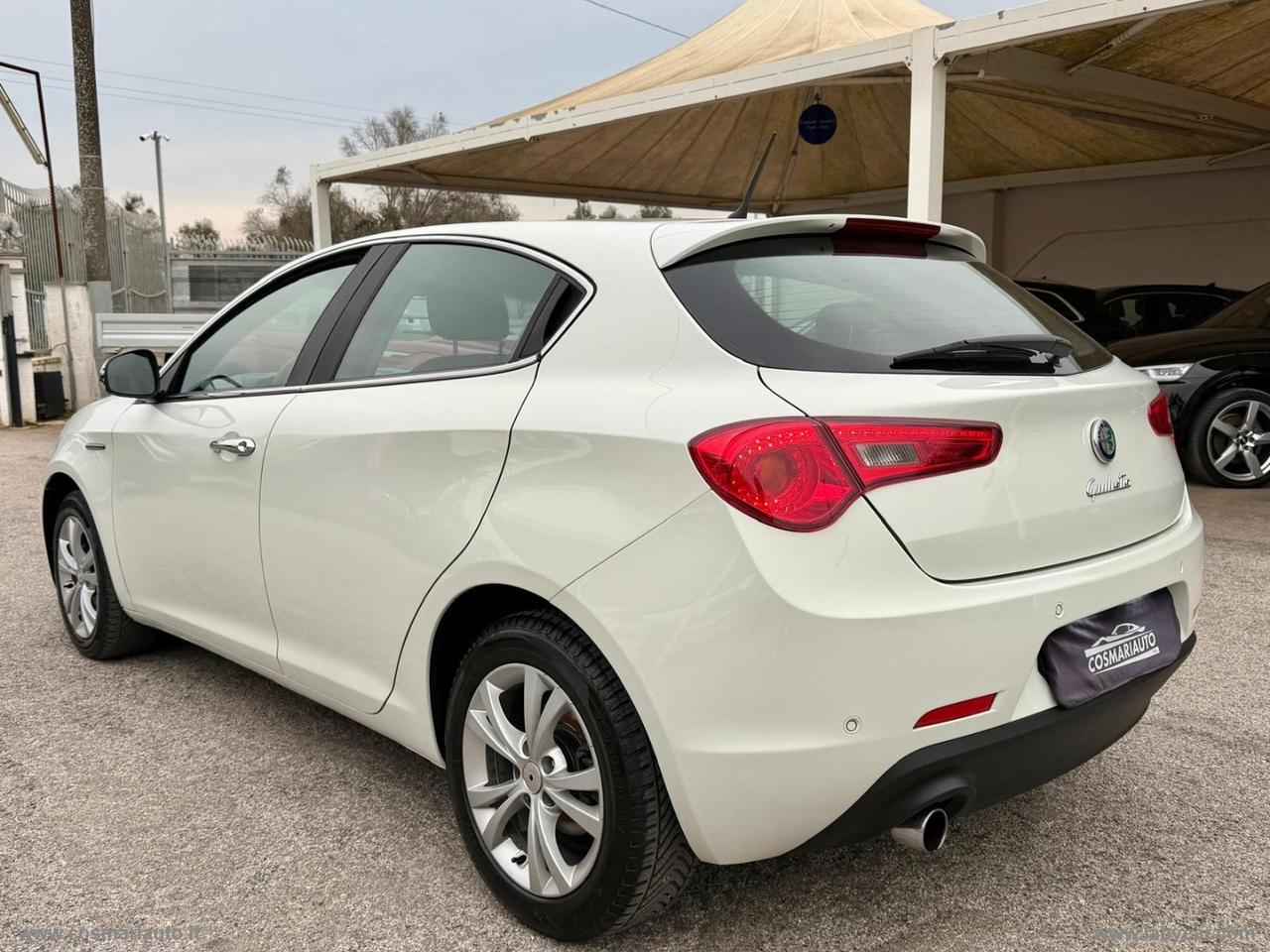 ALFA ROMEO Giulietta 1.6 JTDm-2 105 CV Distinctive