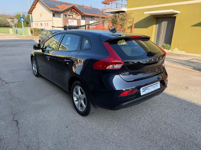 VOLVO V40 D2 2.0 euro 6