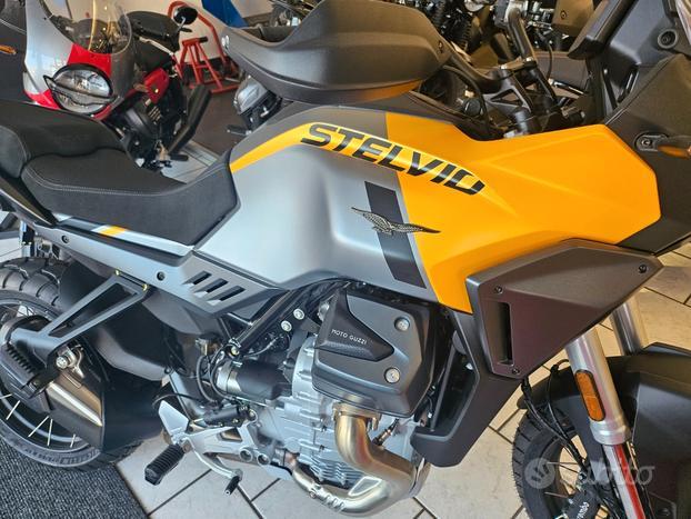 Moto Guzzi Stelvio - 2025