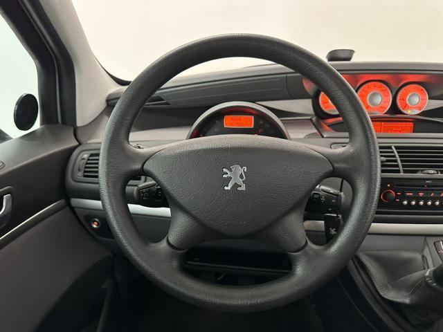PEUGEOT 807 2.0 16V
