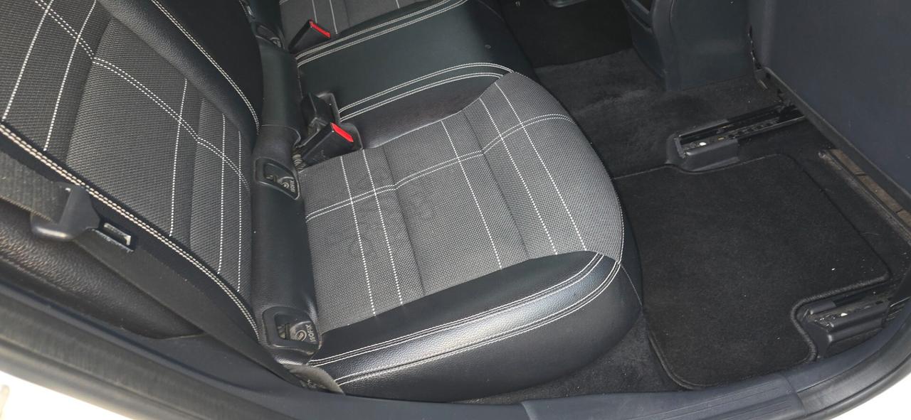 Mercedes-benz A 180 d Automatic Premium