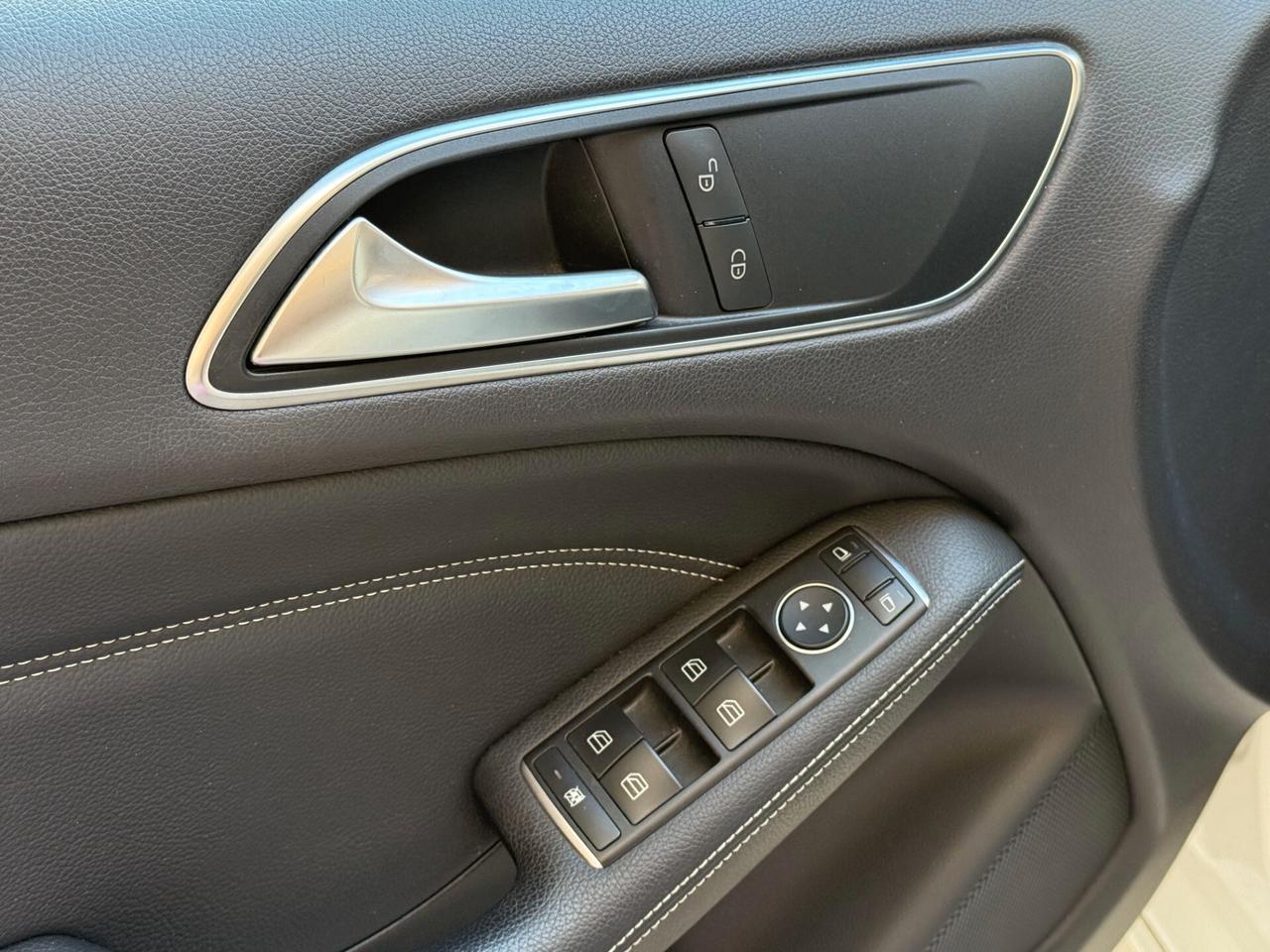 Mercedes-benz B 180 CDI Automatic Premium
