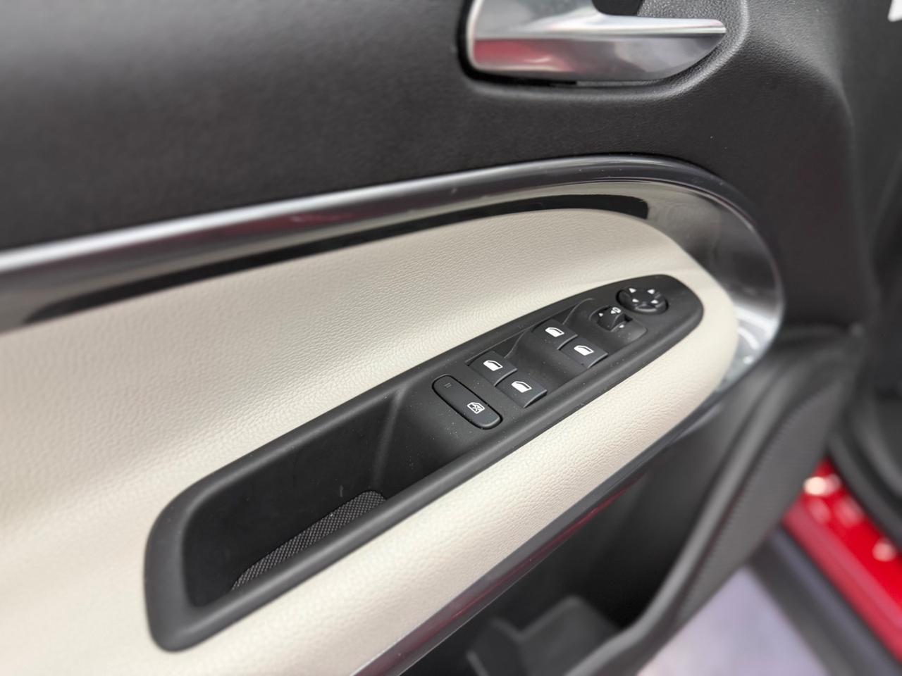 Fiat 600 Hybrid 100 CV DCT MHEV La Prima