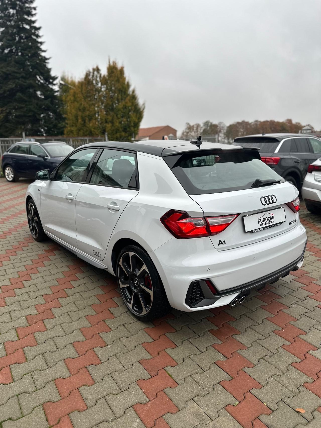 Audi A1 SPB 40 TFSI S tronic line edition