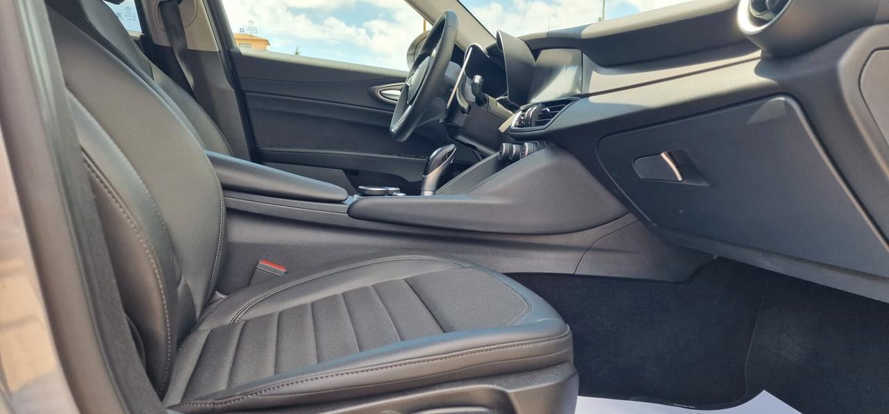 GIULIA 2.2 JTM 180 CV AT8 SPORT EDITION PAERI AL NUOVO