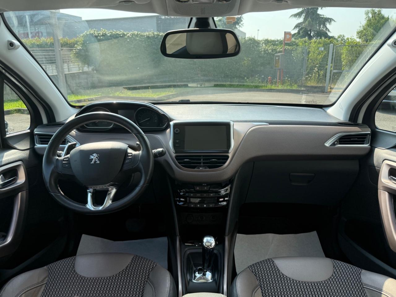 Peugeot 2008 1.6 e-HDi 92 CV Stop&Start Allure