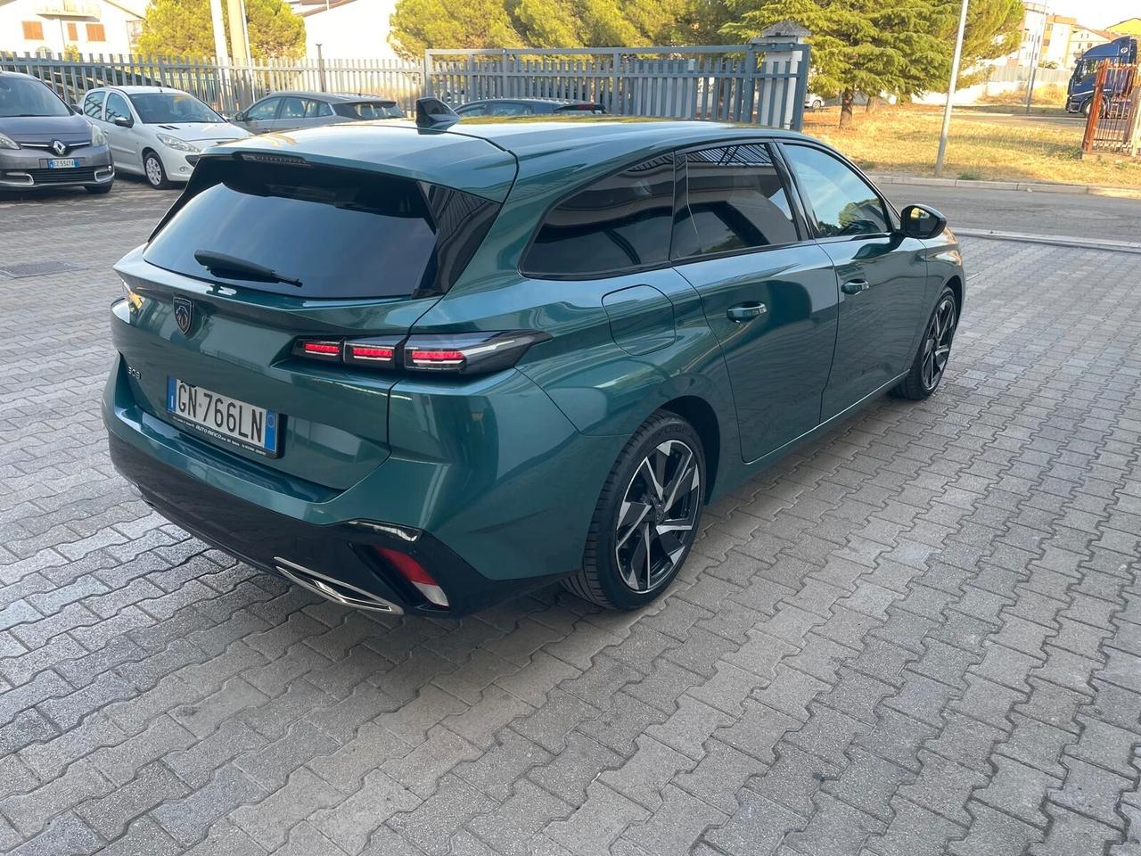 Peugeot 308 BlueHDi 130 S&S EAT8 SW Allure Pack