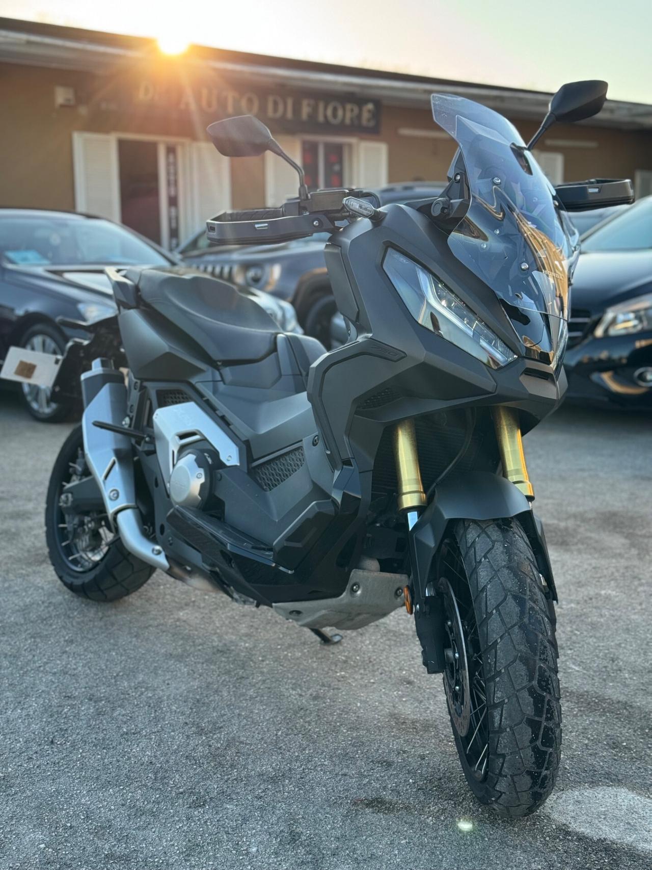 Honda X-ADV 750 Special Edition FINANZIABILE