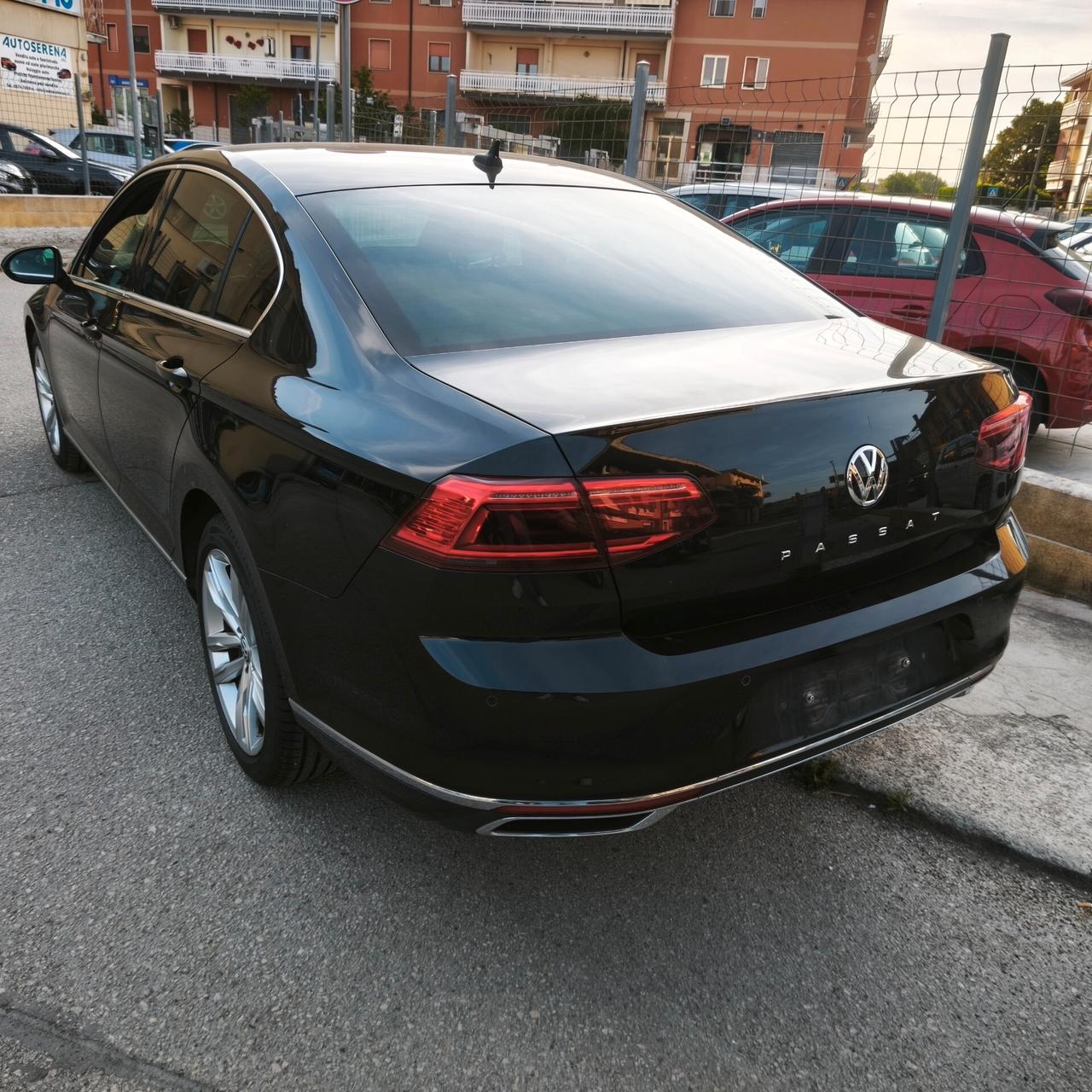 Volkswagen Passat 2.0 TDI SCR EVO DSG Business