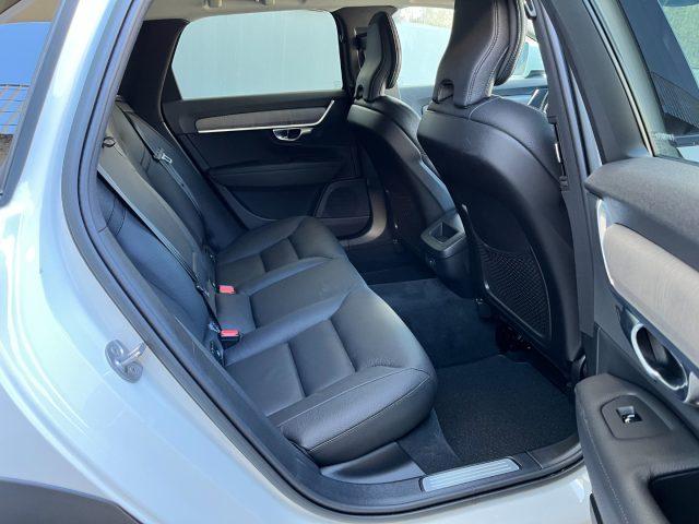 VOLVO V90 Cross Country B4 (d) AWD Geartronic Business Pro