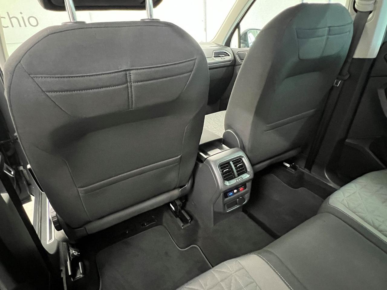 VOLKSWAGEN Tiguan II 2021 Tiguan 2.0 tdi Life 150cv dsg