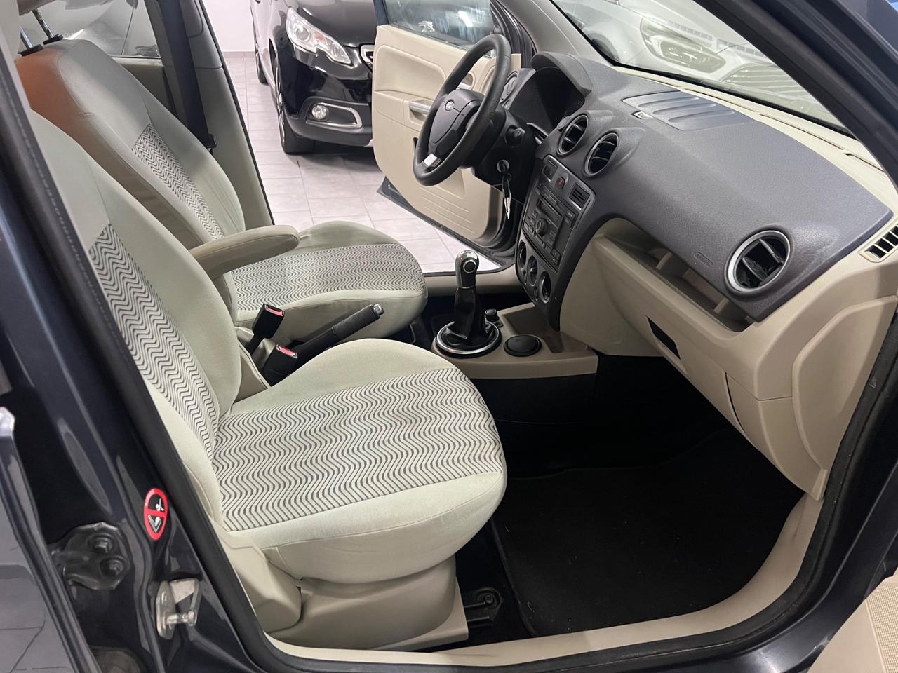 Ford Fusion UAV 1.4 16V 5p.