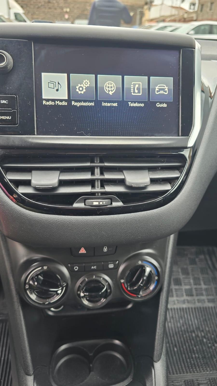 Peugeot 208 BlueHDi 75 S&S 5 porte Active
