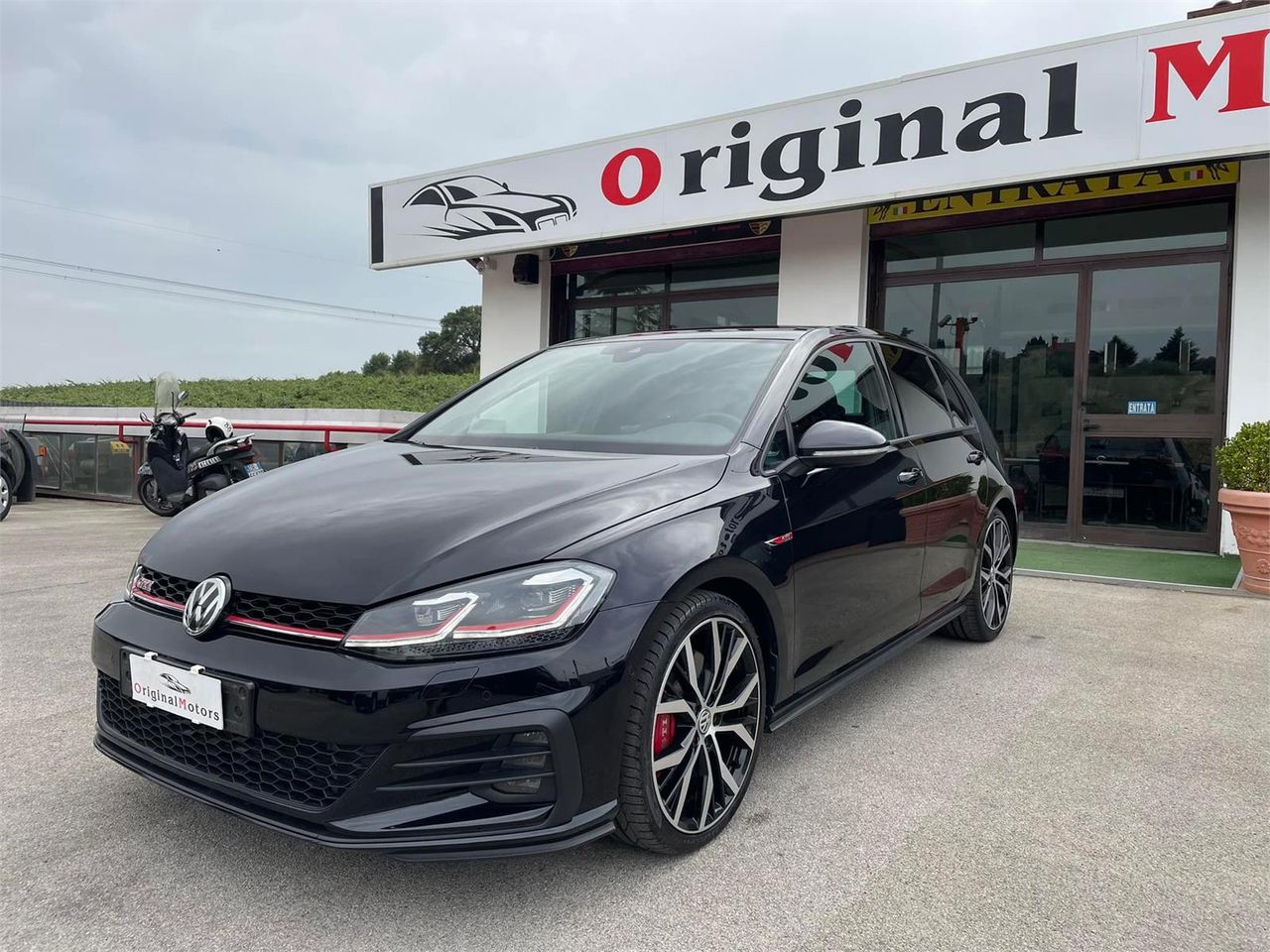 VOLKSWAGEN Golf Golf GTI Performance 2.0 TSI DSG 5p. BMT FULL OPTIONAL