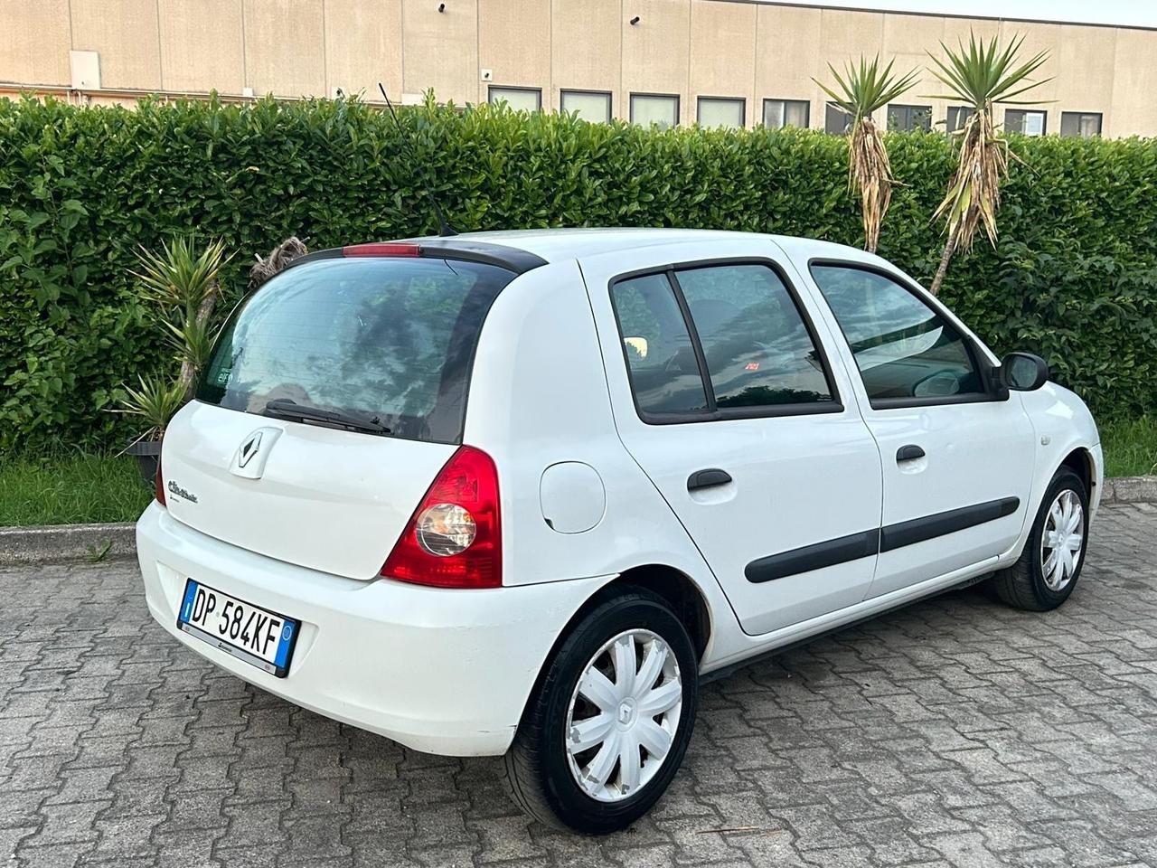 Renault Clio 1.2 5 porte GPL 180.000KM
