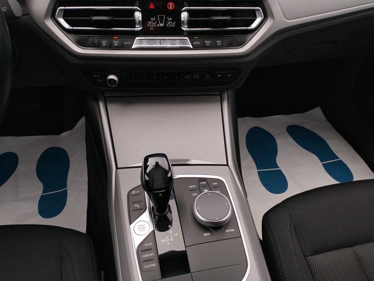 BMW 320 d Touring mhev 48V auto - IVA ESPOSTA