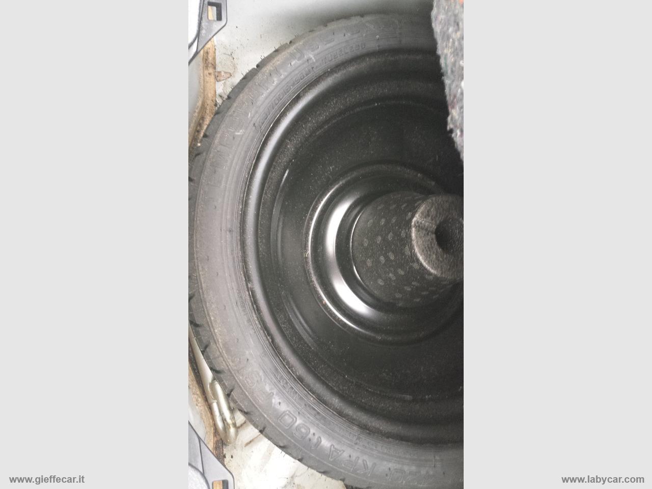 TOYOTA Yaris 1.3 5p. Style