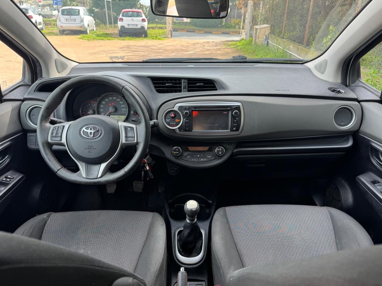 Toyota Yaris 1.3 5 porte Lounge