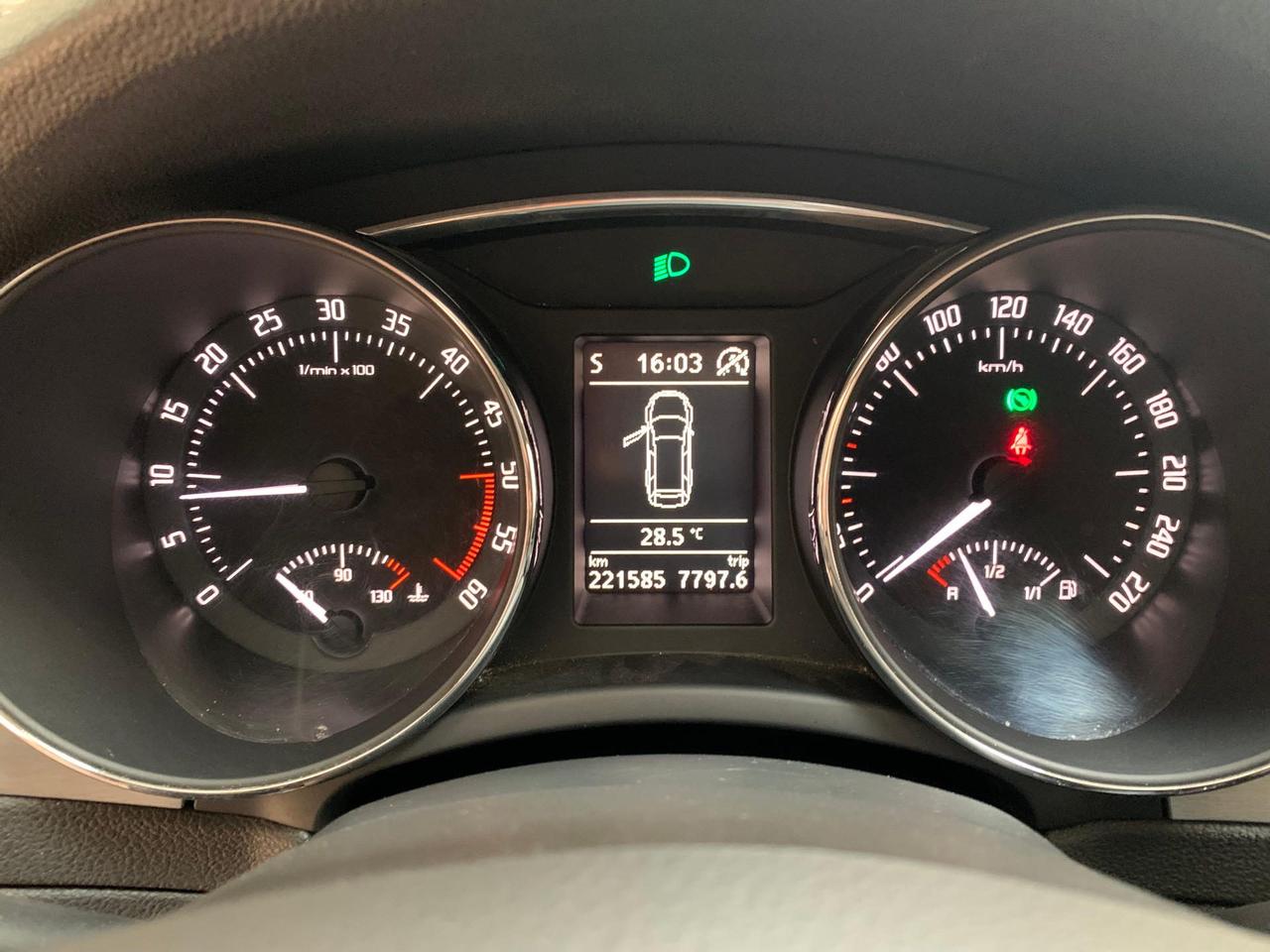 Skoda Superb Wagon 2.0 tdi Ambition GreenTec dsg