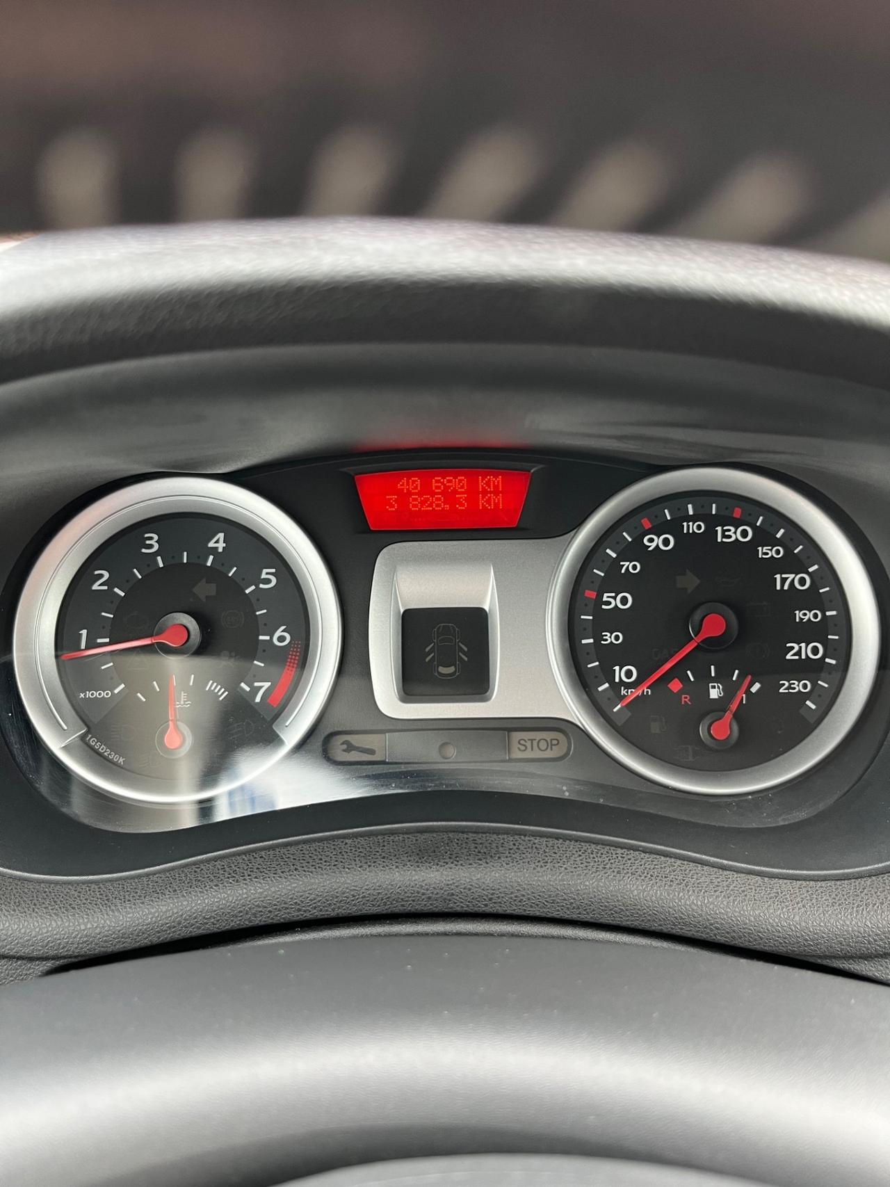 Renault Clio 1.2 16V 5 porte Le Iene