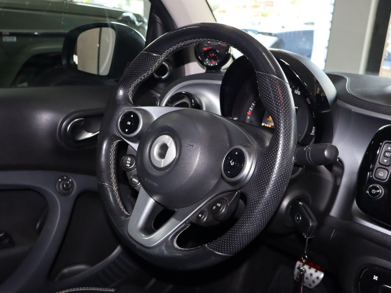 Smart brabus Xclusive 0.9 Cabrio #10682