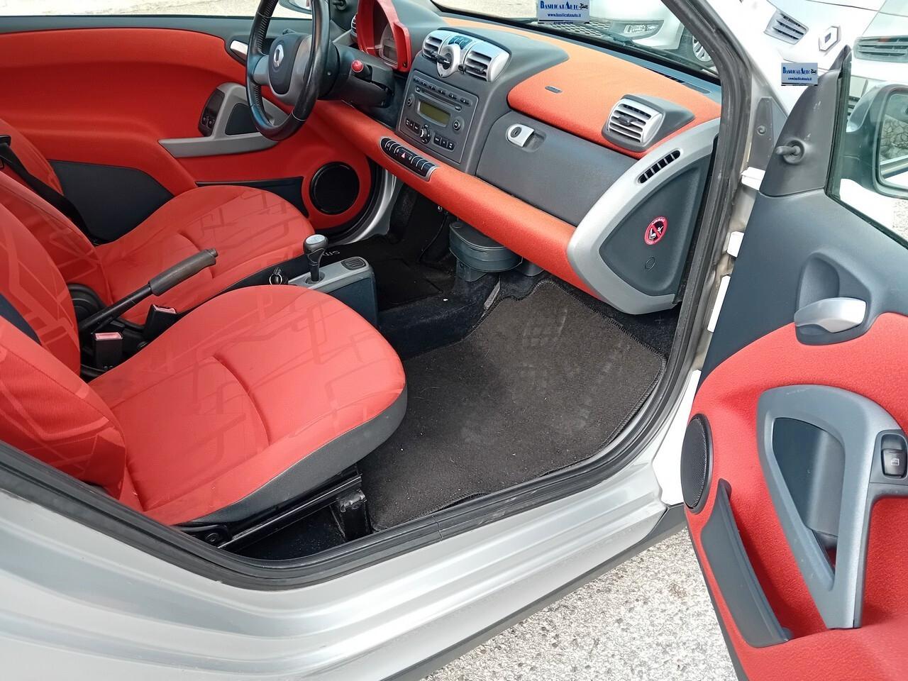 Smart ForTwo 1000 52 kW coupé pure