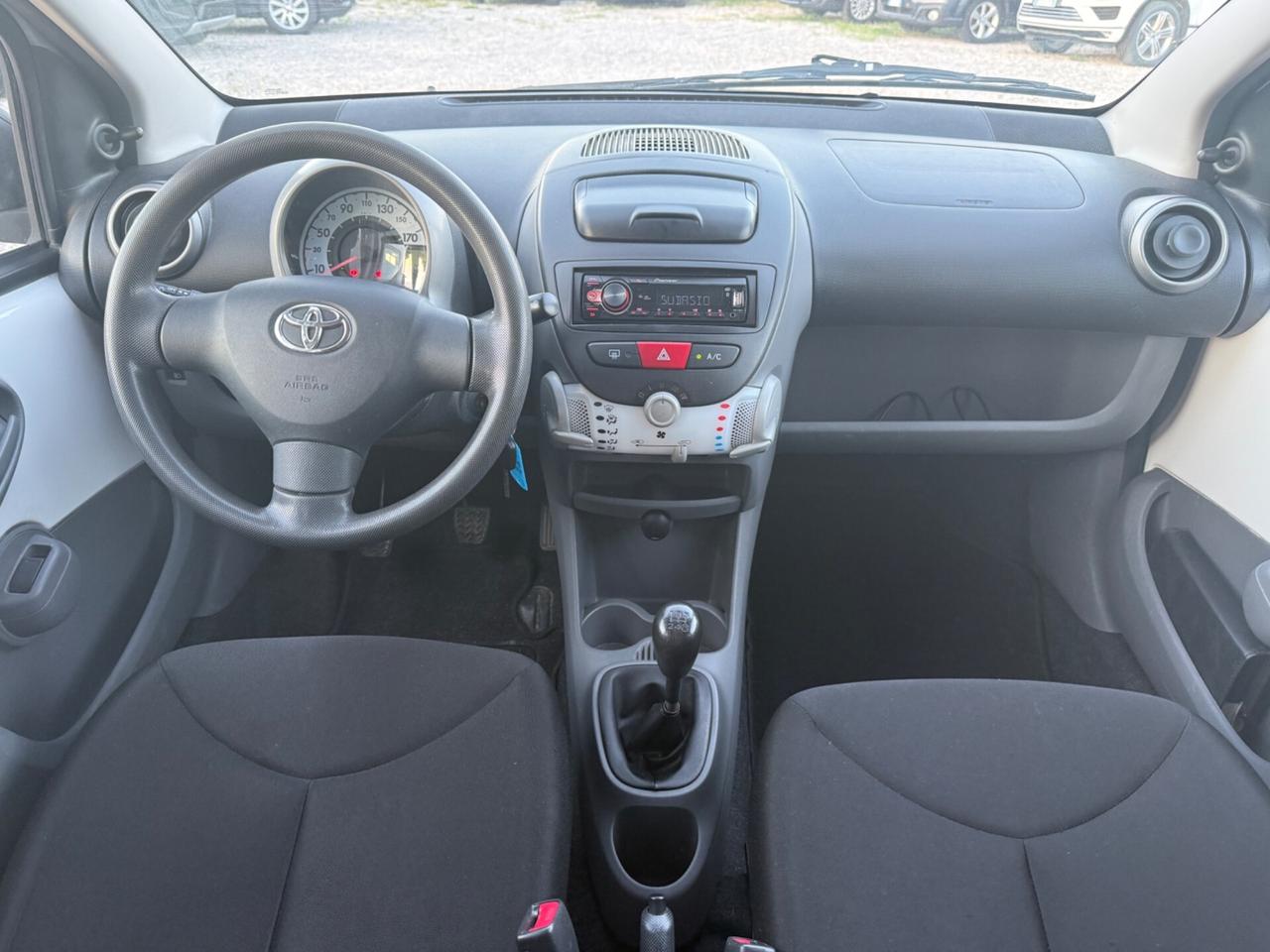 Toyota Aygo 1.0 12V VVT-i 5 porte Deep Ocean Connect