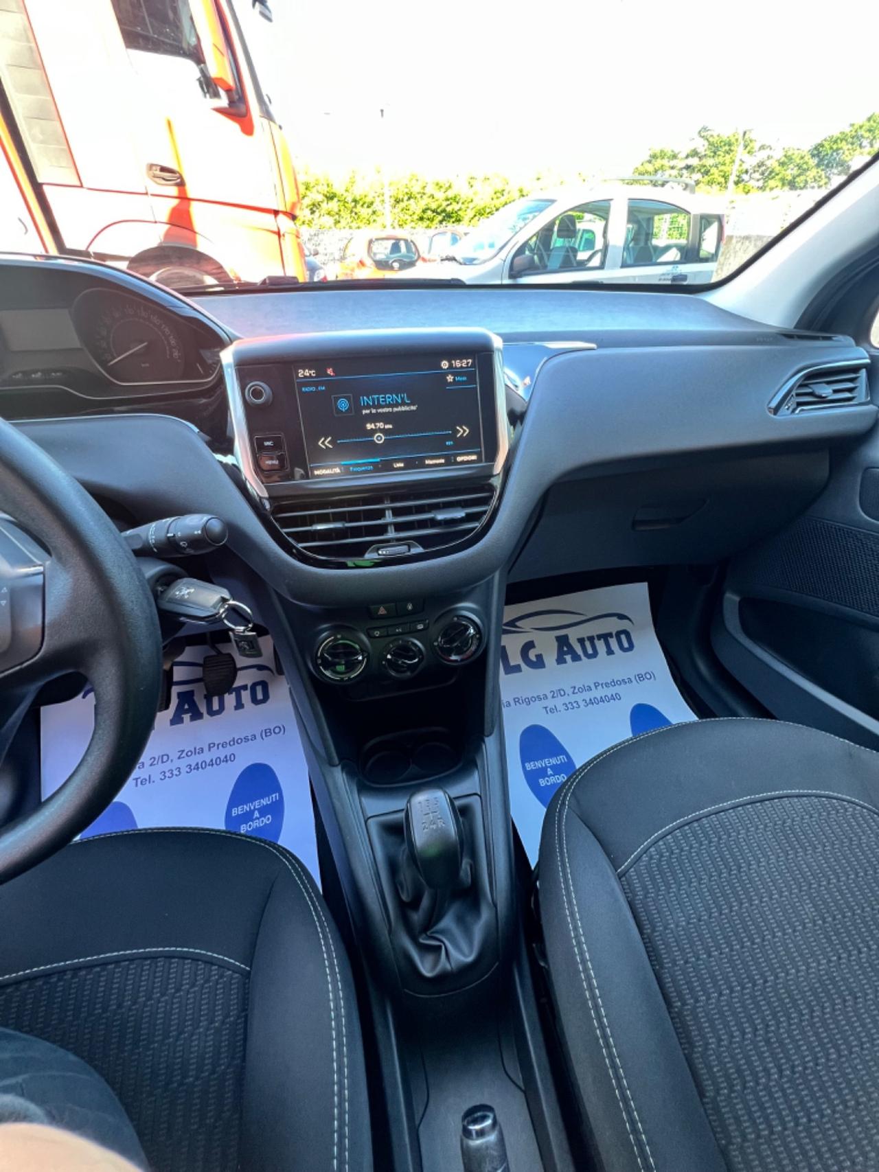 Peugeot 208 BlueHDi 75 5 porte Allure