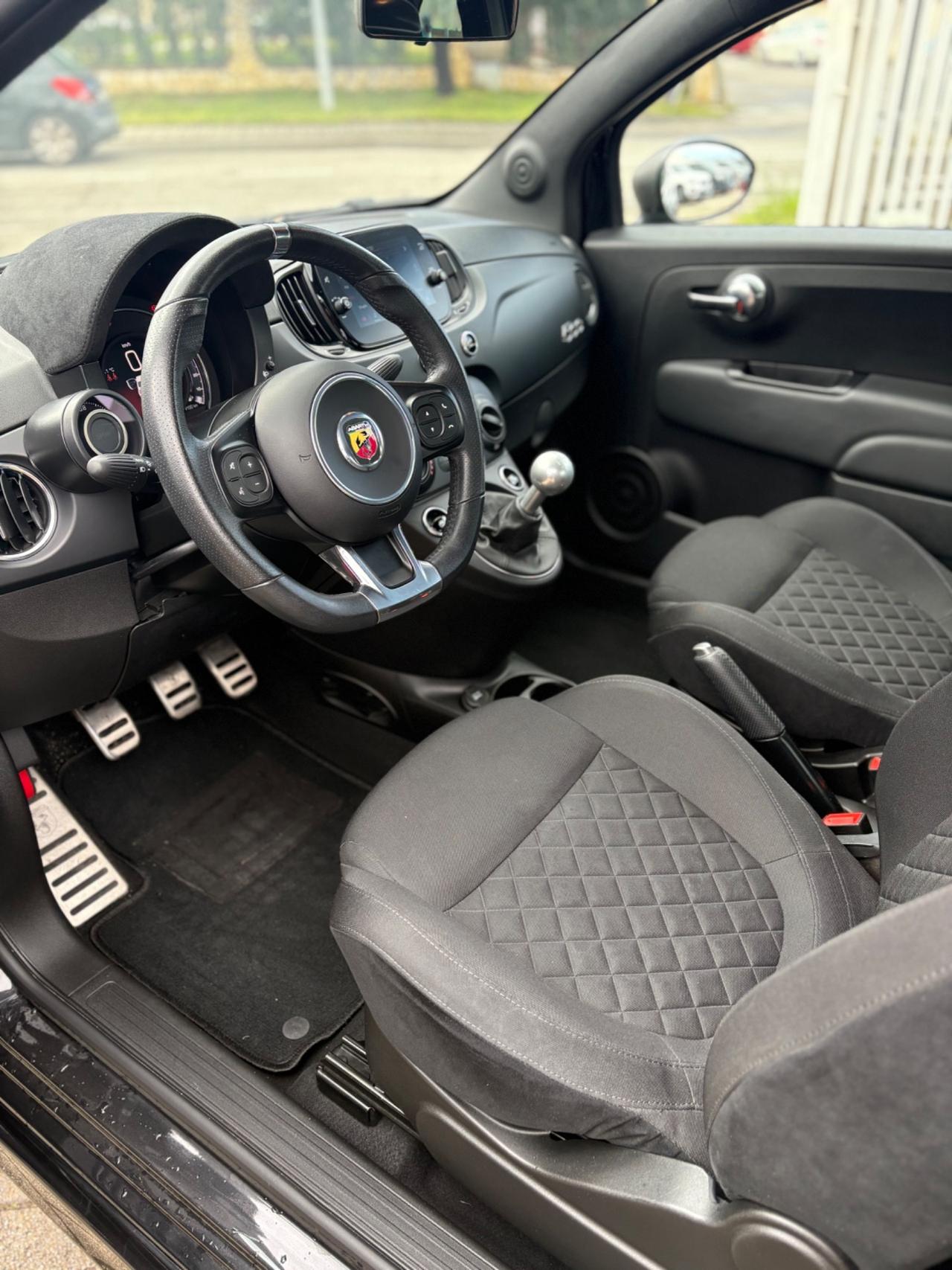 Abarth 595 1.4 Turbo T-Jet 165 CV