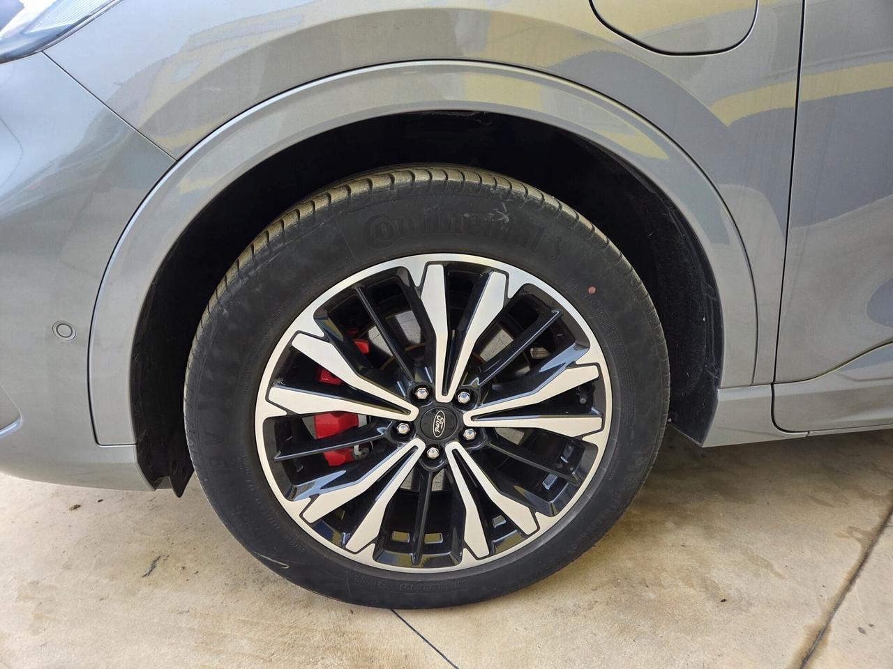 Ford Kuga Plug In Hybrid ST-Line X - 2021