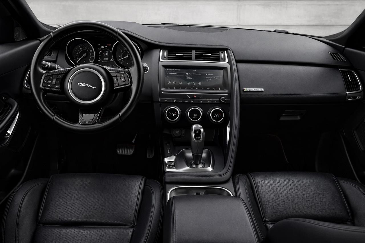 Jaguar E-Pace 2.0D 150 CV AWD R-Dynamic