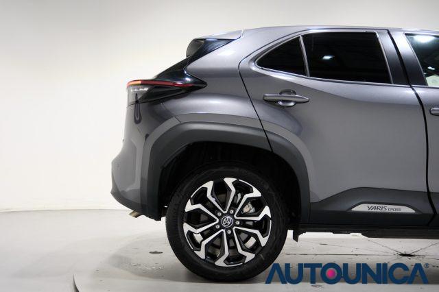 TOYOTA Yaris Cross 1.5 HYBRID 5PORTE E-CVT TREND FULL LED