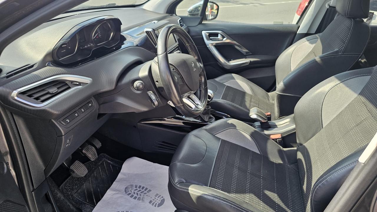 Peugeot 2008 BlueHDi 100 Allure