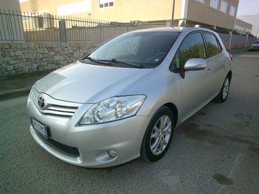 TOYOTA Auris 1.4 D-4D 5 porte Active