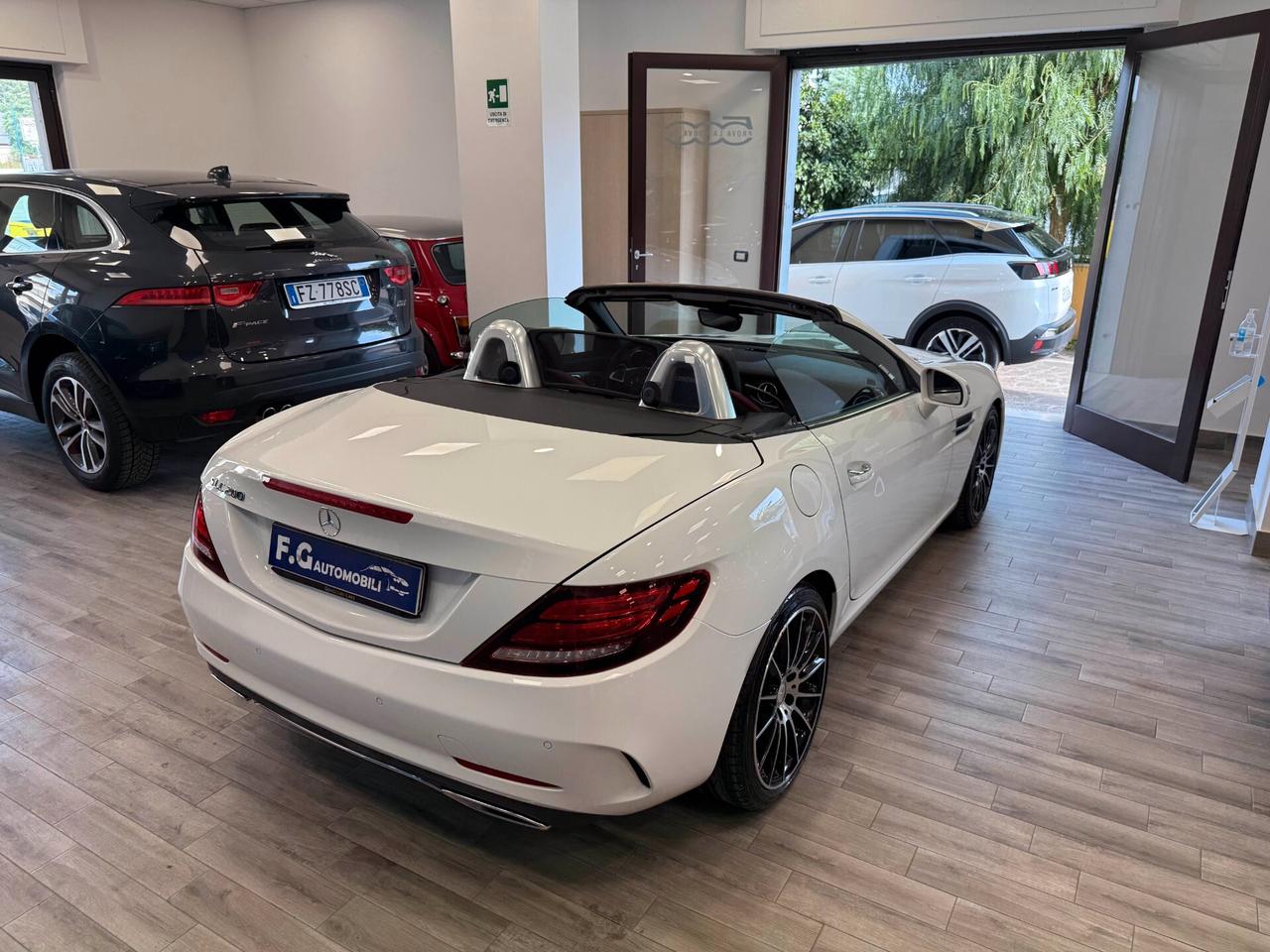 Mercedes-benz SLC 200 SLC 250 d Premium