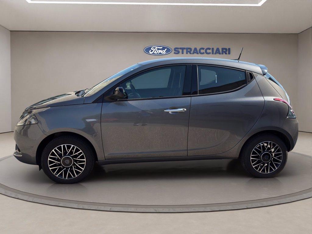 LANCIA Ypsilon 1.0 firefly hybrid Platino s&s 70cv del 2024