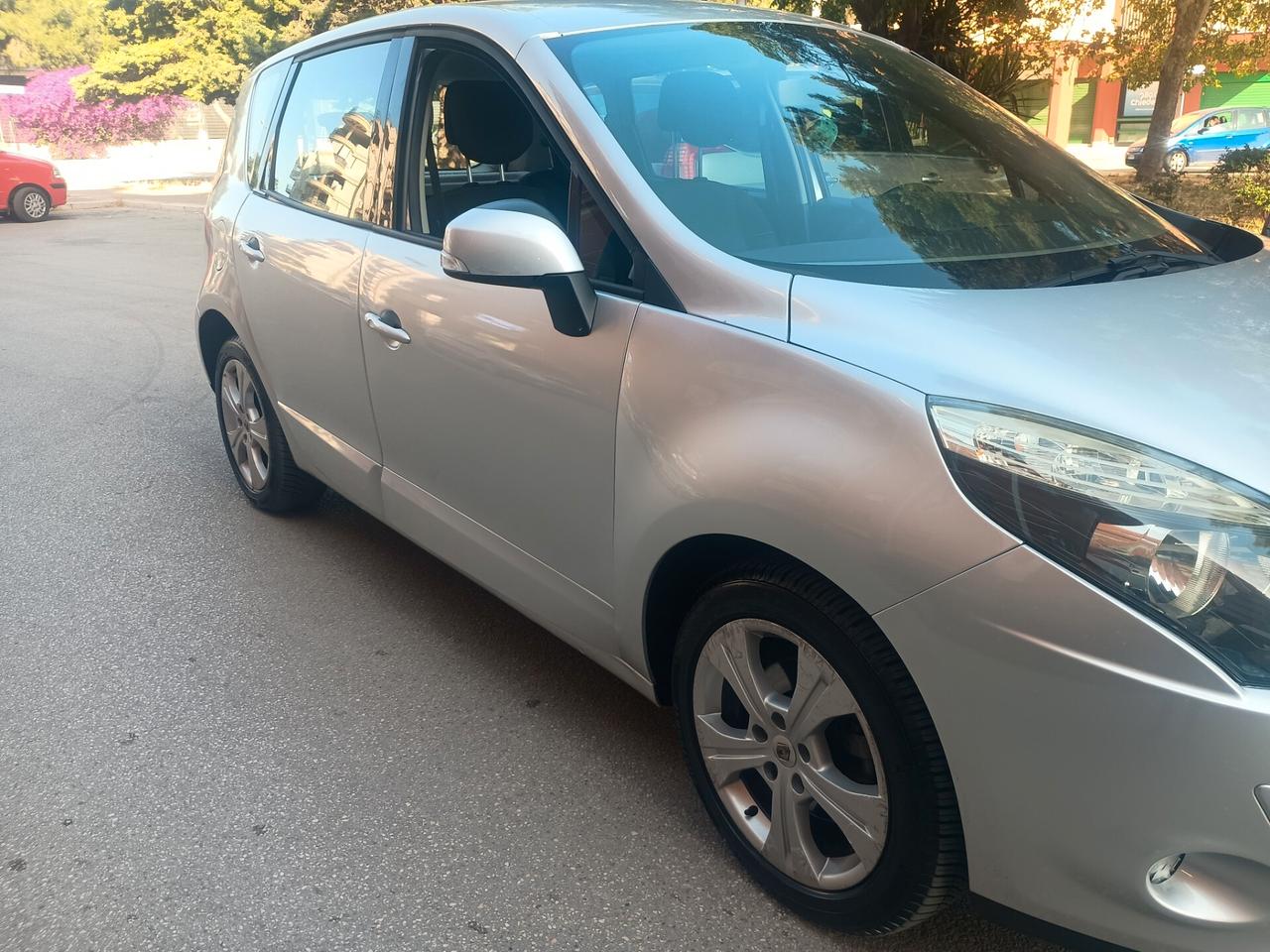 Renault Scenic Scénic 1.5 dCi 110CV Dynamique