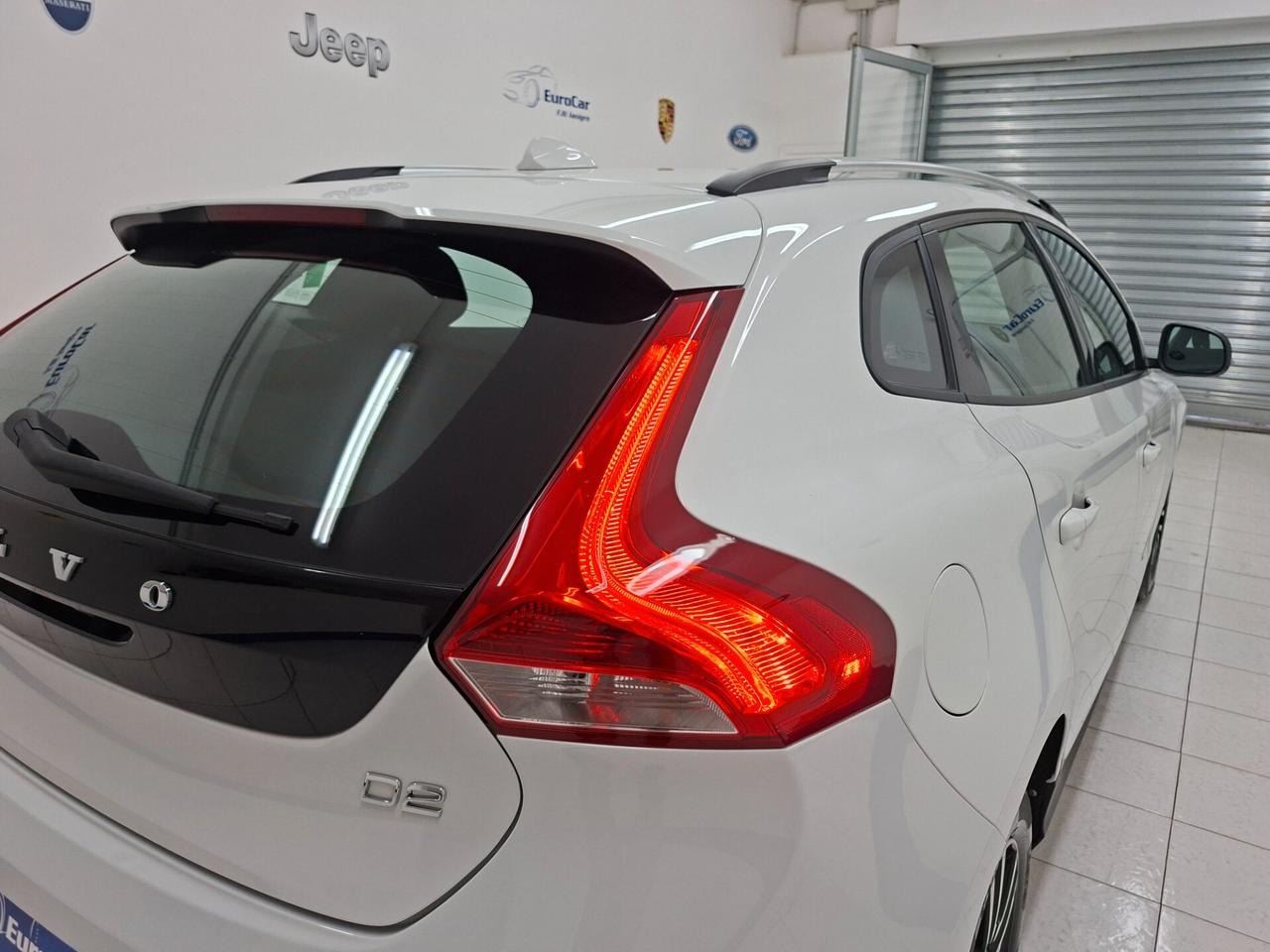 Volvo V40 Cross Country D2 Geartronic 120cv Business Plus