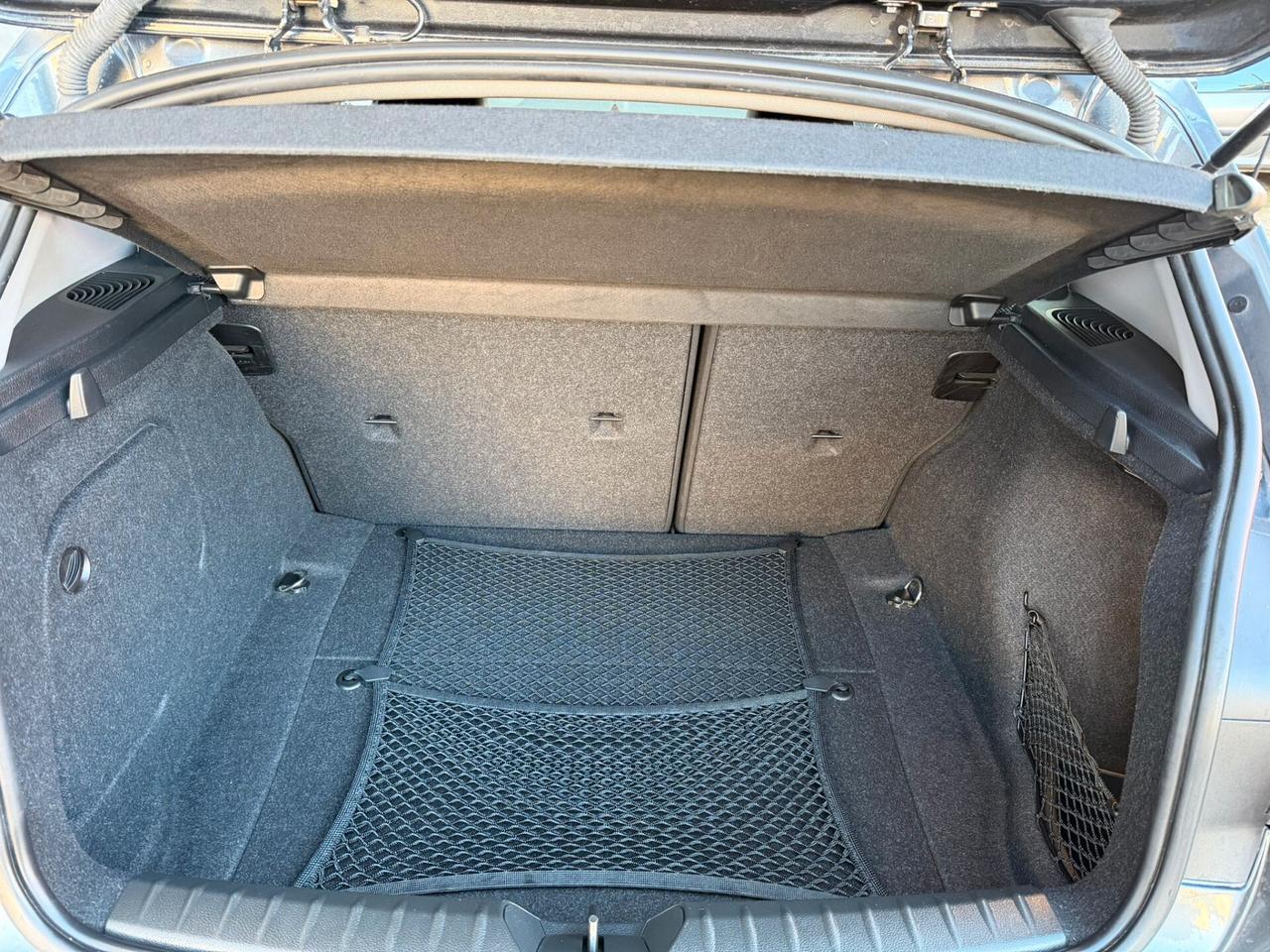 Bmw 118 118d 5p. Urban