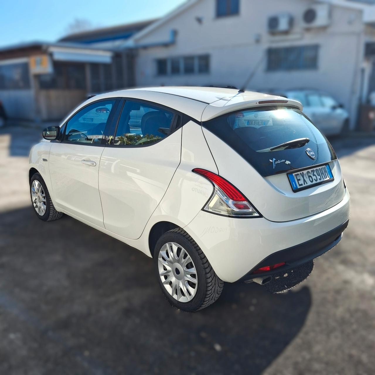 Lancia Ypsilon 1.2 69 CV 5 porte GPL Ecochic Elefantino