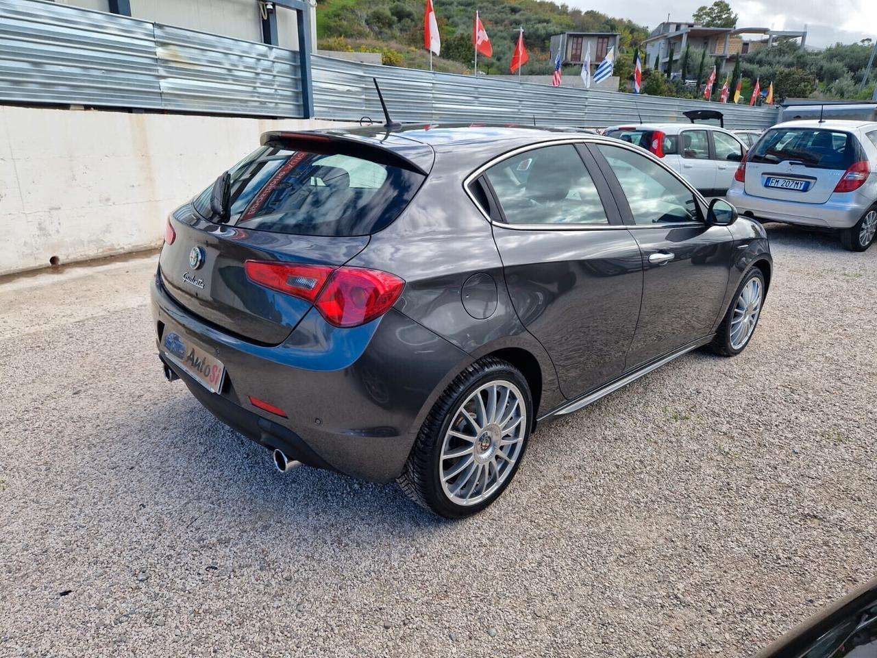 Alfa Romeo Giulietta 1.6 JTDm-2 105 CV Exclusive
